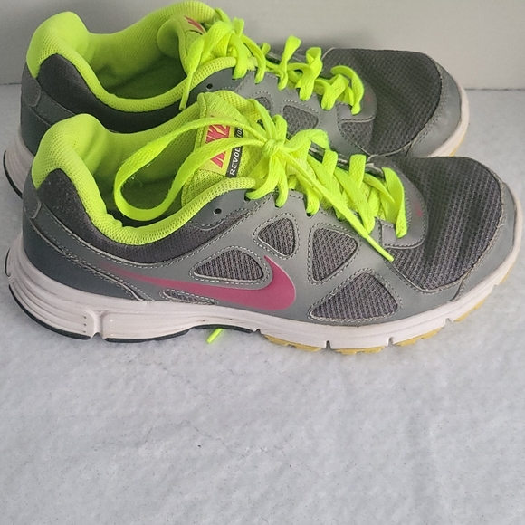 Womens Nike  jogging running shoes size 11 - Picture 5 of 5